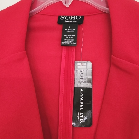 🌻 Soho Apparel Ltd. Ruffle Cuff Red Blazer. Size L - Picture 5 of 8